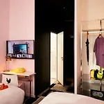 Mama Shelter Centre 3*