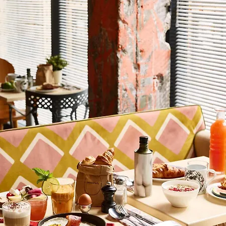 Szálloda Mama Shelter Centre