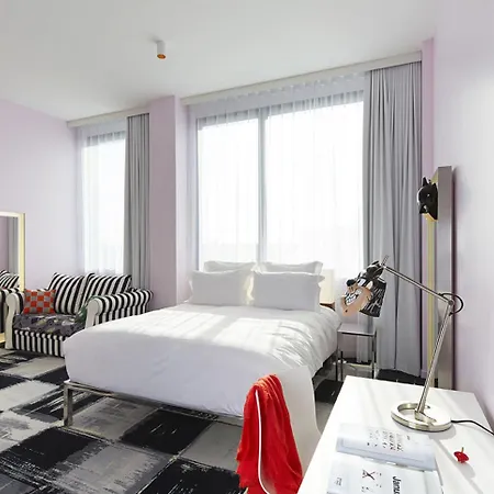 Mama Shelter Centre Szálloda 3*