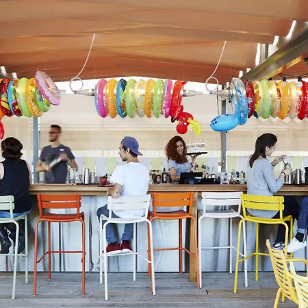 Szálloda Mama Shelter Centre