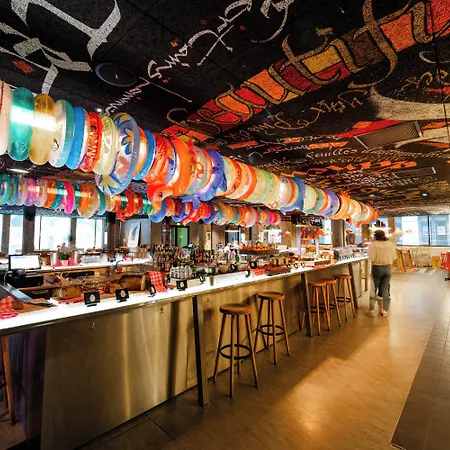 Mama Shelter Centre 3*