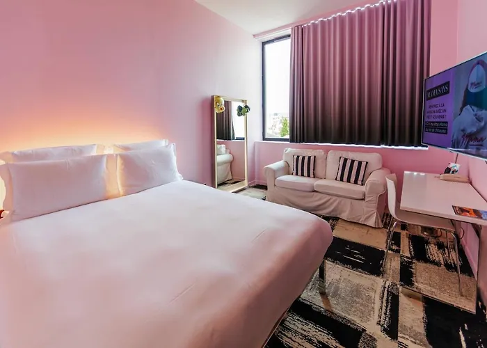 Mama Shelter Centre Hotel 3*