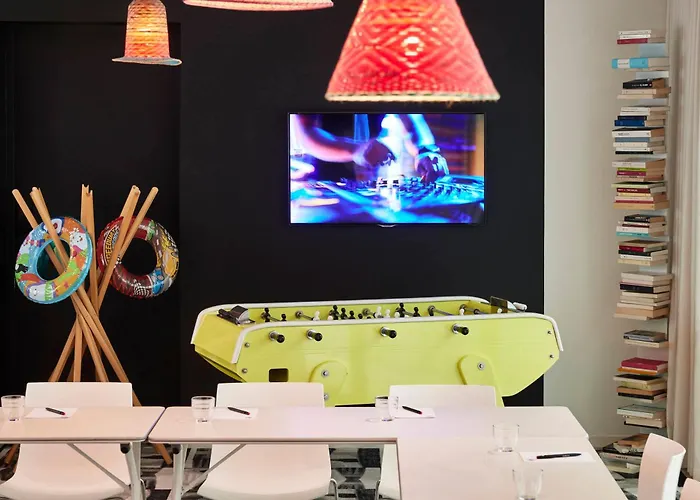 Mama Shelter Centre Hotel