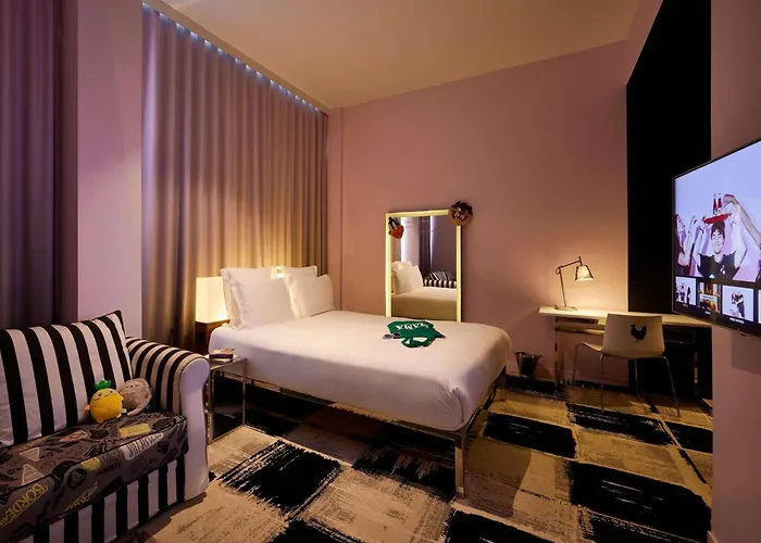 Mama Shelter Centre 3*