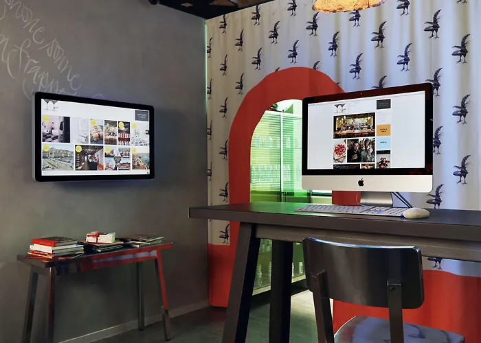 Mama Shelter Centre Hotel 3*