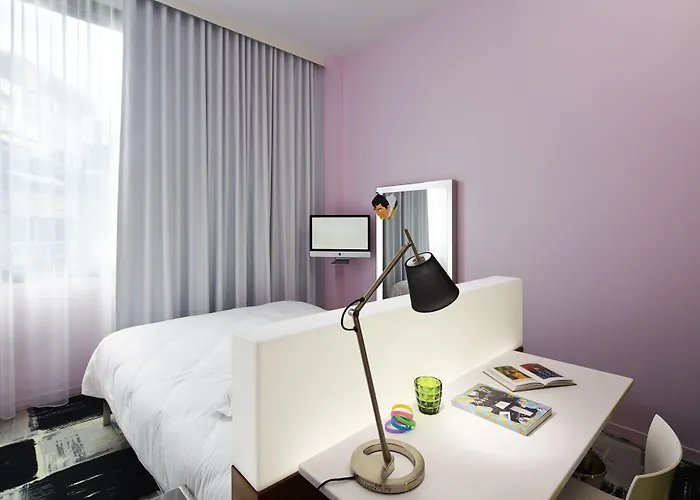 Mama Shelter Centre Hotel 3*