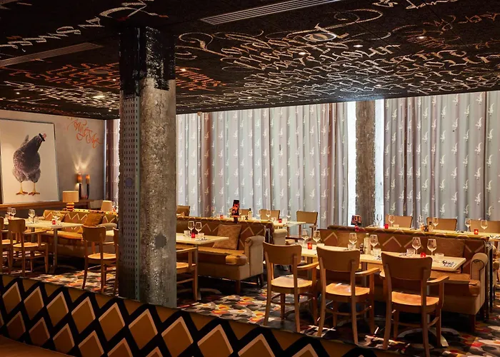 מלון Mama Shelter Centre