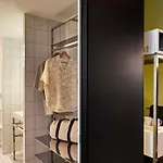 Hotel Mama Shelter Centre