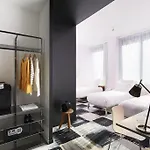 Hotel Mama Shelter Centre
