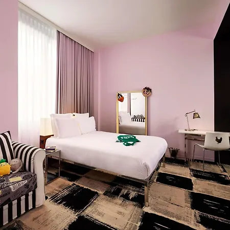 Mama Shelter Centre Hotel 3*