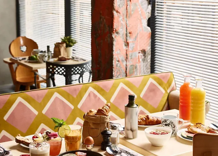 Hotell Mama Shelter Centre